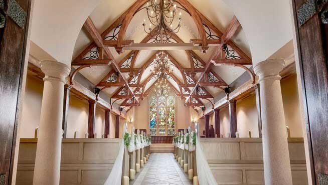 山梨のリゾートウエディング写真事例「サドヤシャトードプロヴァンス」1